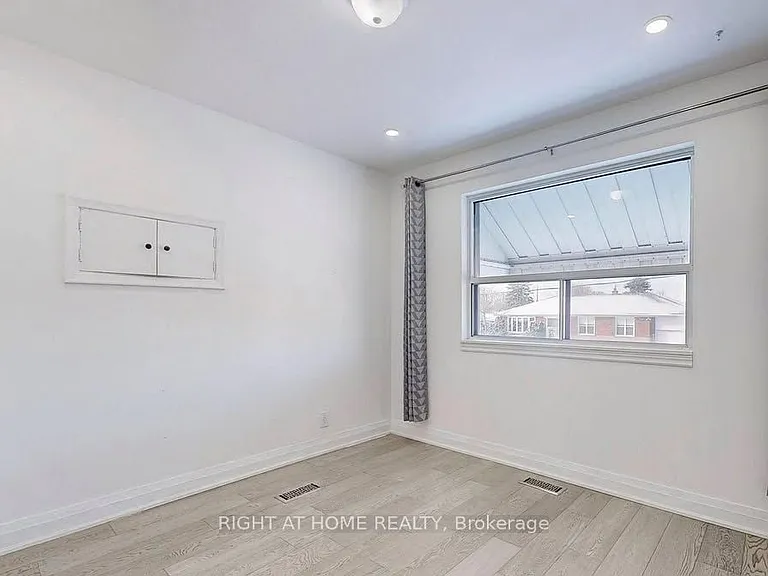 11 Dalehurst Ave #MAIN — Photo 11