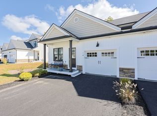 47 Compass Point Dr #47, Douglas, MA 01516