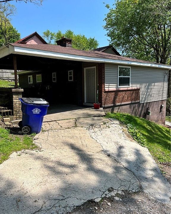 1001 Oak St, East Liverpool, OH 43920 MLS 4456321 Zillow