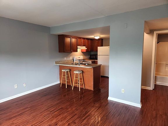 3rd image of 6850 Blueheron Blvd. #612