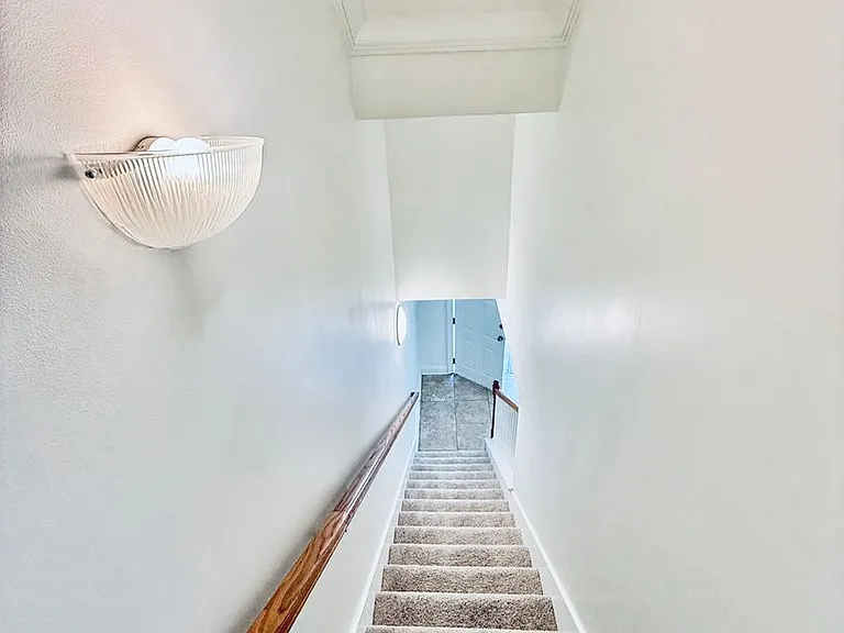 860 Vignoles Ave NE #1 — Photo 49