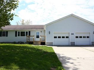 7 Tifft St, Lacona, NY 13083