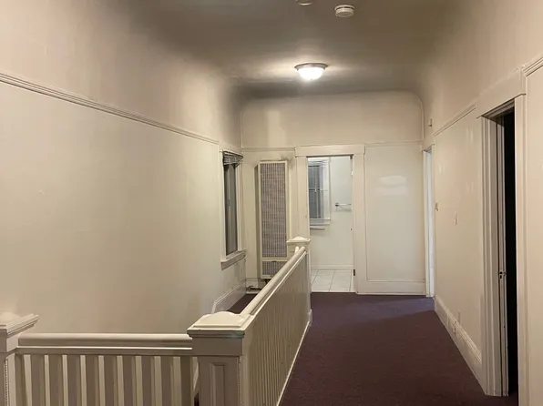 252 Wayne Ave APT B, Oakland, CA 94606