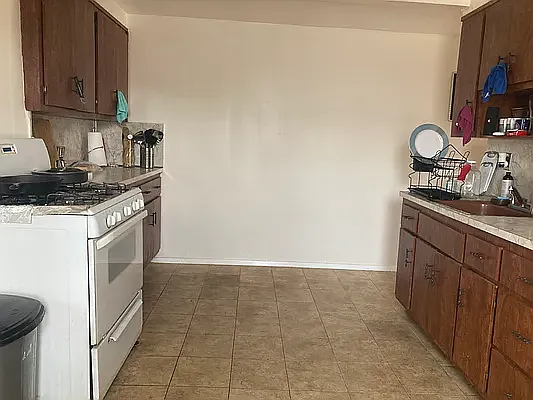 Rented by Citi Nest Group LLC | media 39