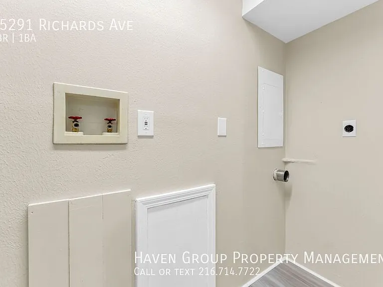 25291 Richards Ave — Photo 20