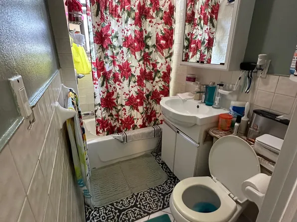 541 49th Street image 11 of 15