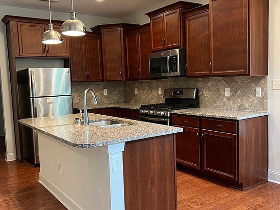 2nd image of 58 Galway Glenn Ln