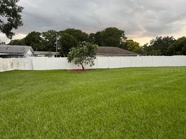 5029 MEMORY LANE, ZEPHYRHILLS, FL 33542