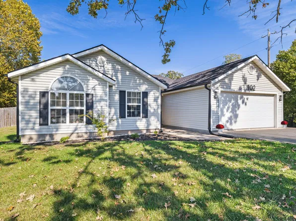 102 Schimm Circle, Carl Junction, MO 64834