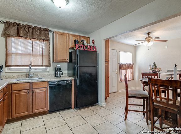 5th image of 1314 W Hollywood Ave