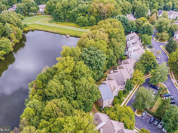 2nd image of 1213 Weatherstone Ct