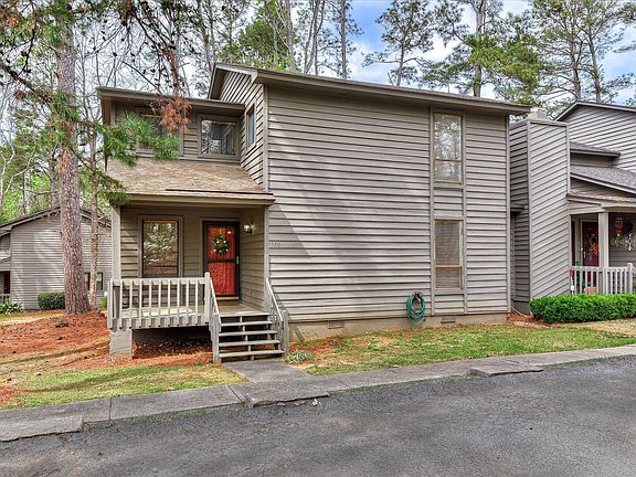 2nd image of 320 Joshua Tree Drive