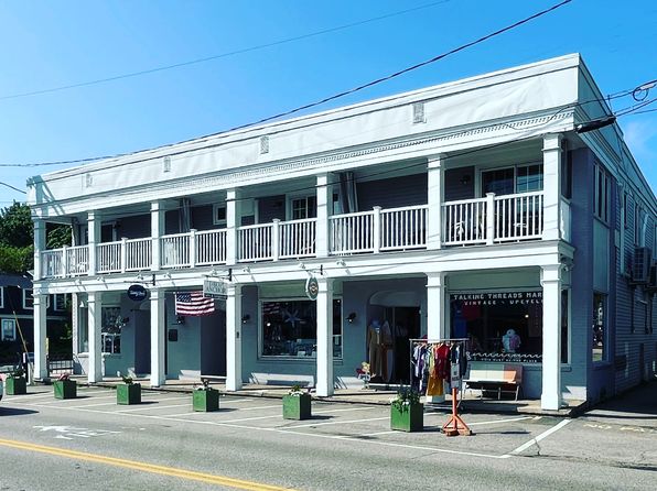 (undisclosed Address)