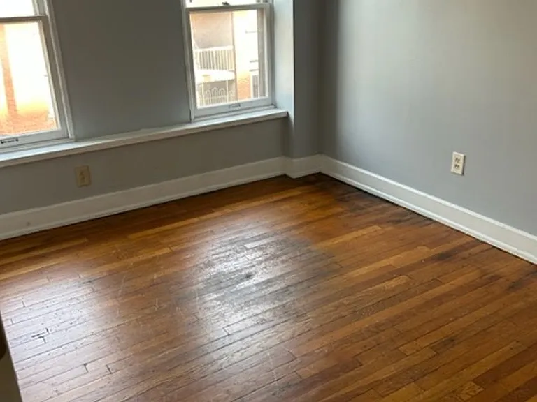 638 N High St — Photo 35