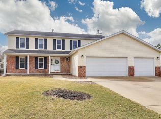3211 Dorset Ct, Bloomington, IL