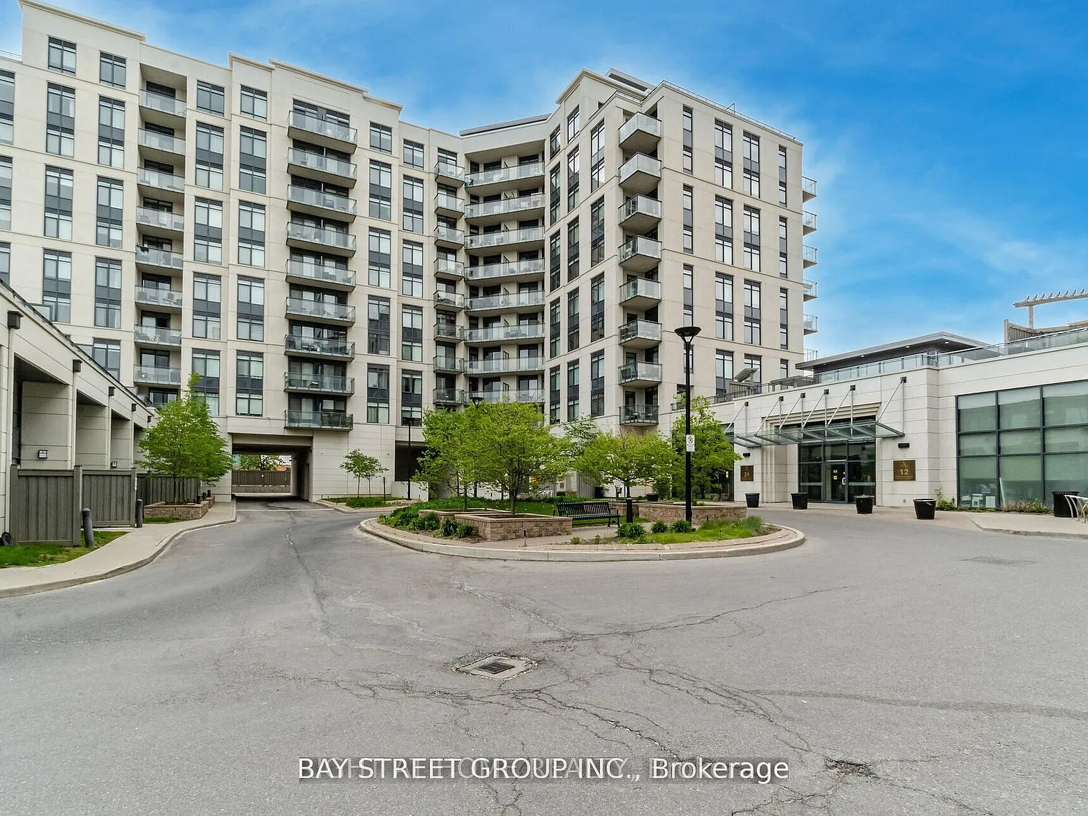 2 bed, $2,350 — Photo 1