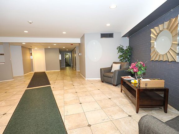 5th image of 1575 Sandpebble Dr APT 110
