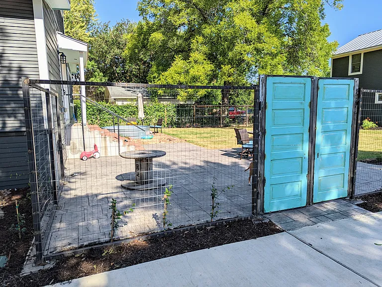 1115 Nolan St — Photo 28