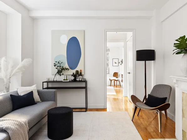 45 Fifth Avenue image 1 of 5