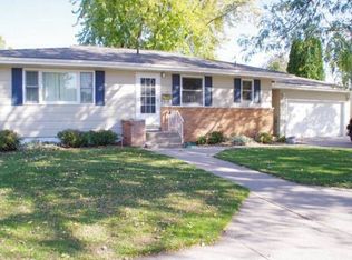 3607 Avenue I, Kearney, NE 68847