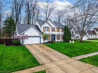 1110 Woodglen Cir, Medina, OH