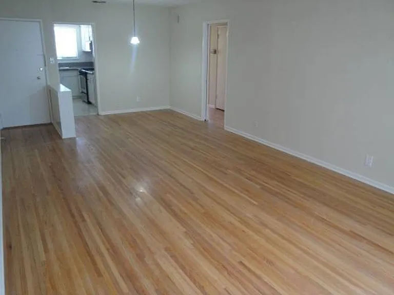 11707 W Sunset Blvd — Photo 7