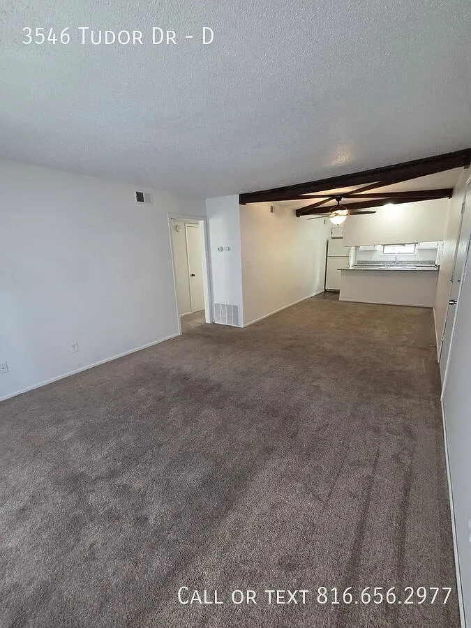 2 Bed, 1 Bath Apartment in Leavenworth, KS - Granite Counters, Minutes to Fort Leavenworth — Photo 4