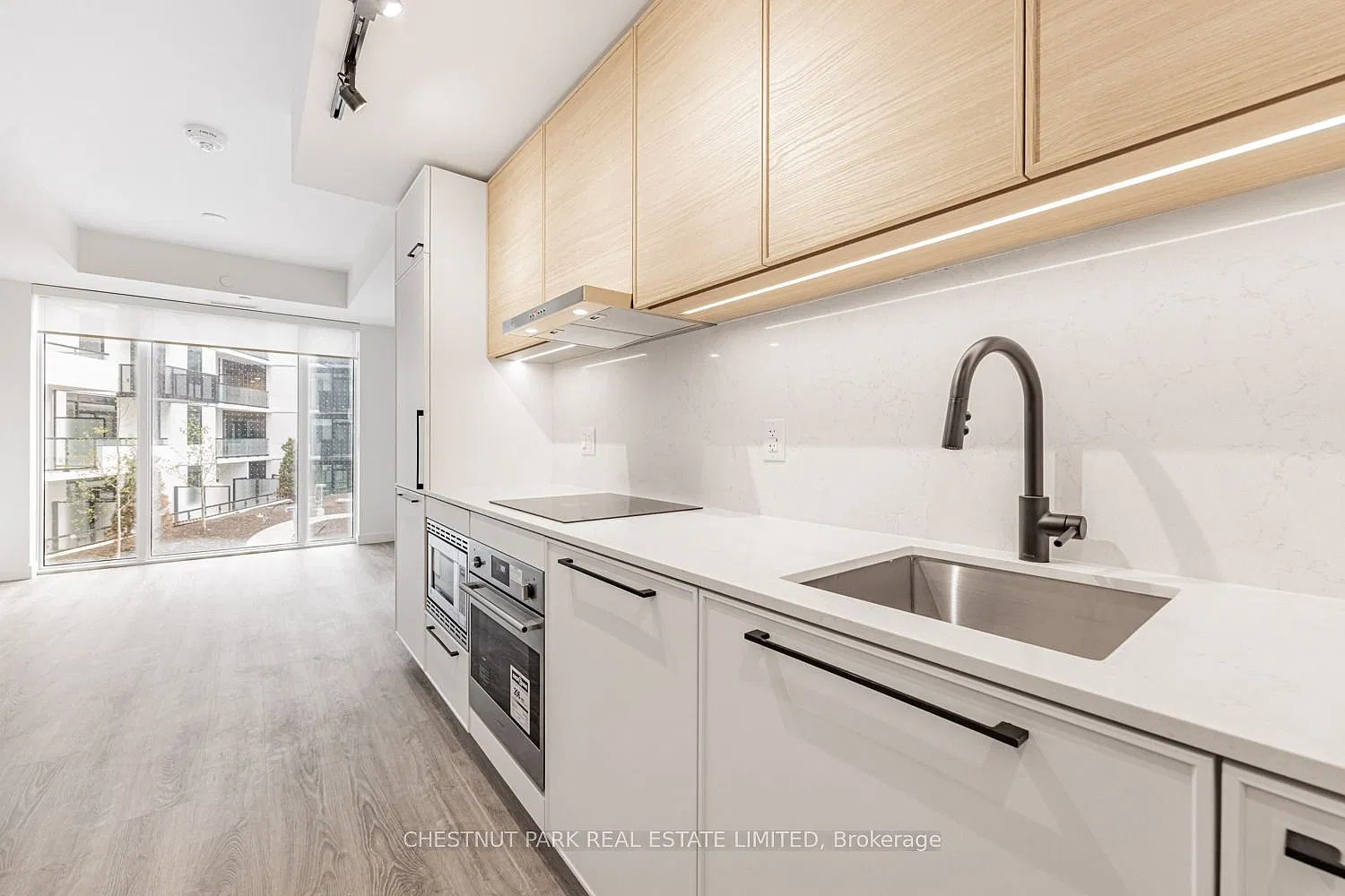 1 bed, $2,000 — Photo 3