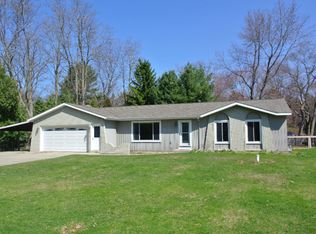 17111 Ventura St, Holland, MI 49424