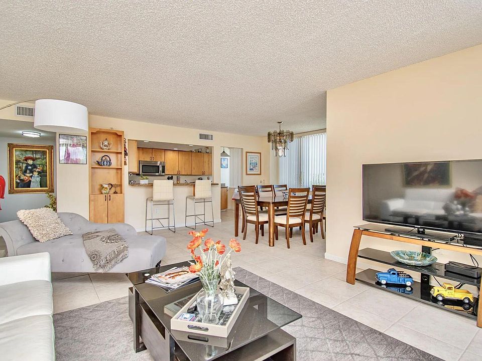 1st image of 3912 S Ocean Blvd