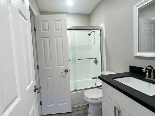 Palm View Apartments