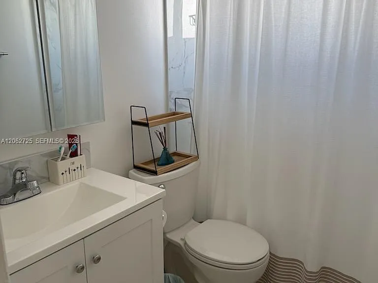 655 Meridian Ave #8 — Photo 5
