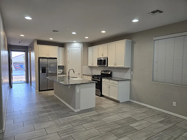 4343 W Kirkland Ave — Photo 13