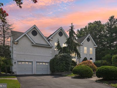 2 Autumnwood Ln, Mount Laurel, NJ, 08054