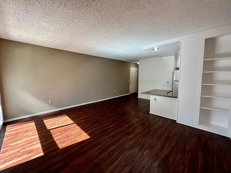 Concord Square Apartments — Photo 22