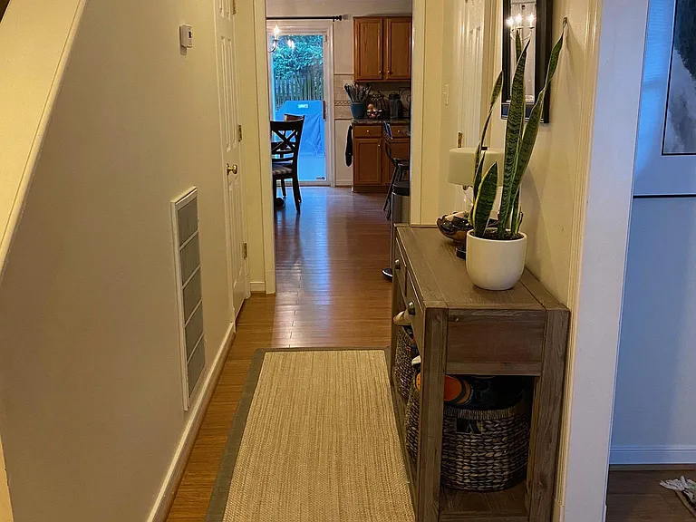 11825 Park Forest Way — Photo 4