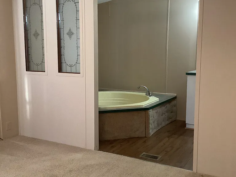 4245 Sandy Flat Rd — Photo 13