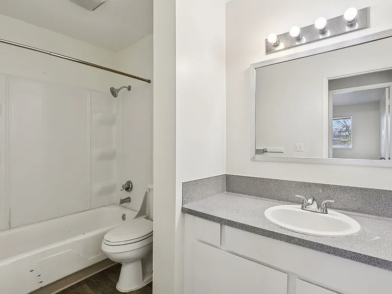PARK PLACE APARTMENTS - YOUR HOME IS HERE! - UP TO 6 WEEKS FREE! — Photo 33