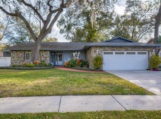 878 Timber Pond Dr, Brandon, FL 33510
