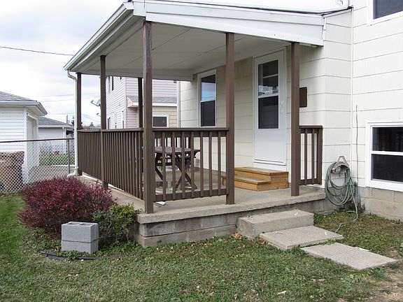 Covered Porch 