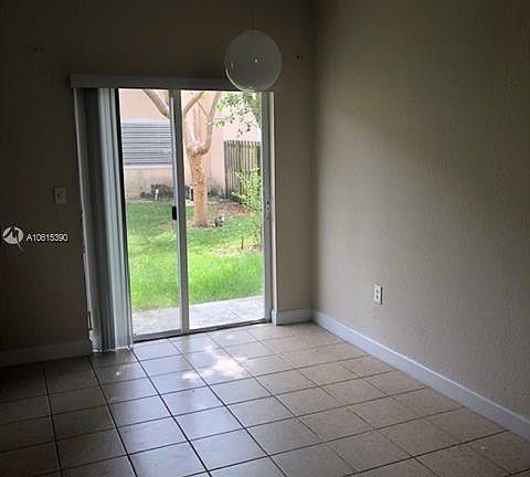 5th image of 373 NE 25th Pl Unit 103