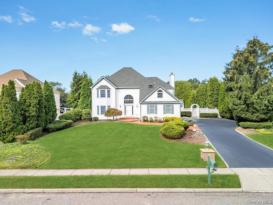 1st image of 150 Hayrick Lane