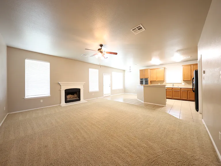 2203 Ryan Dr — Photo 9