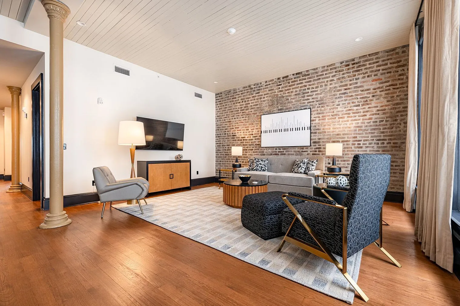 2 bed, 2.0 bath, 1248 sqft, $11,367 — Photo 3
