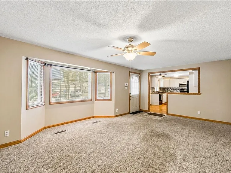 110 Rosemont Dr — Photo 8