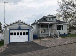 165 Marble St, Ishpeming, MI 49849