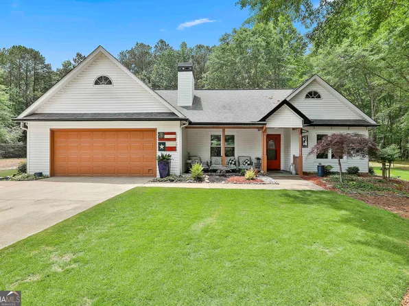 290 Covington Cv, Senoia, GA 30276