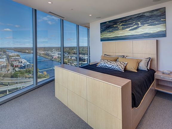 Master bedroom, view to nort