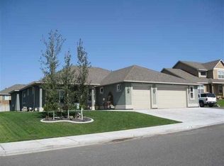 409 S Hawaii St, Kennewick, WA 99336