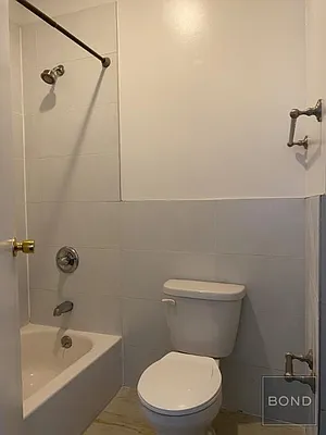 Rented by Bond New York | media 21